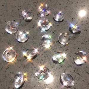 Meet your Posher, @perrytas